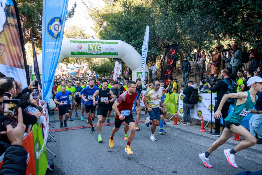 &Sigma;&tau;&omicron;&nu; &alpha;έ&rho;&alpha; &omicron;&iota; &phi;&omega;&tau;&omicron;&gamma;&rho;&alpha;&phi;ί&epsilon;&sigmaf; &tau;&omicron;&upsilon; 8th Lycabettus Run